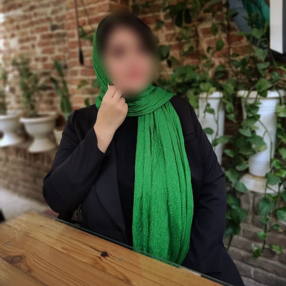شال پلیسه کنفی رنگ سبز