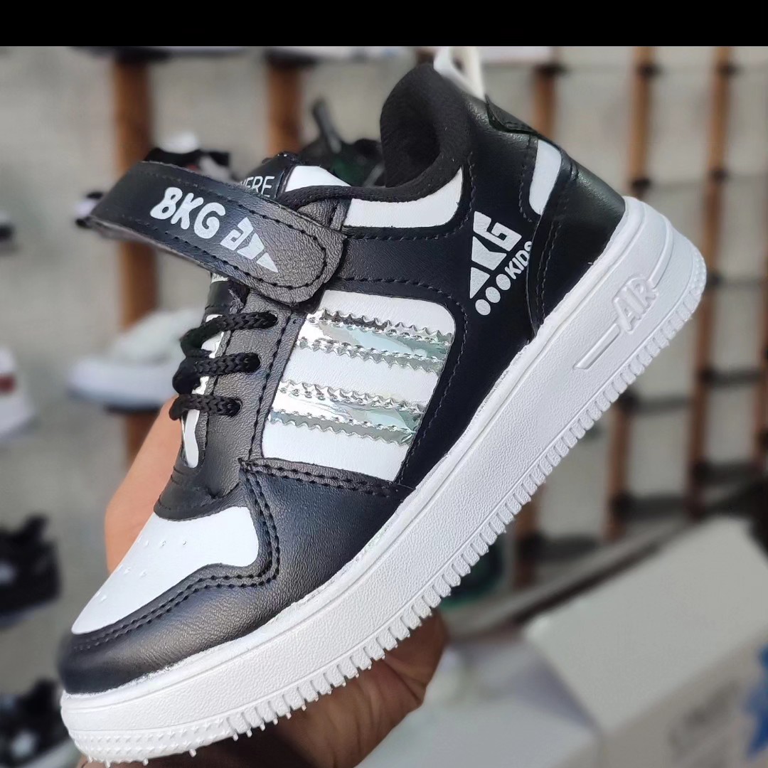 کتونی ونس بچگانه آدیداس 