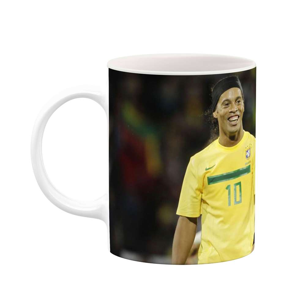 ماگ طرح فوتبالیست Ronaldinho مدل mgp12923