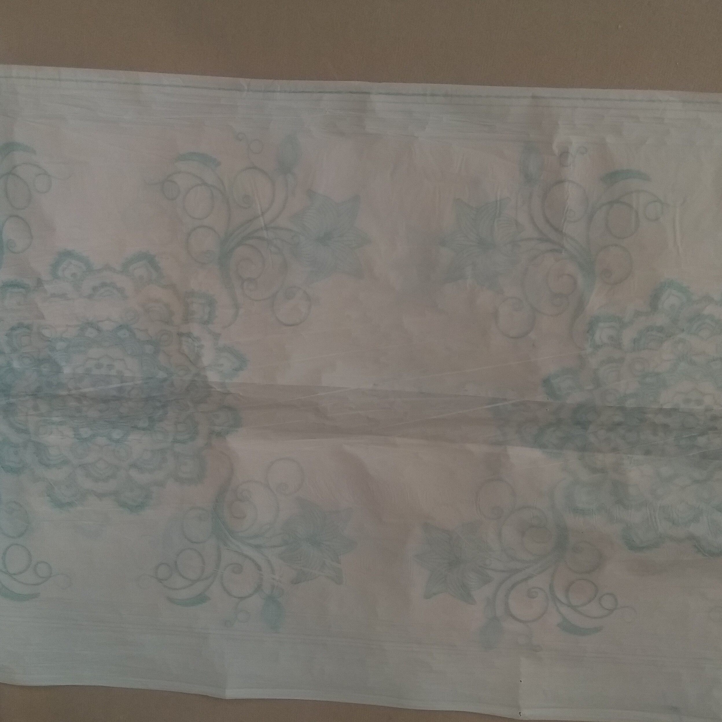 سفره یکبار مصرف 400 گرمی مناسب افطاری ها و مهمانی ها. زیر قیمت... به دلیل تغییر  کاربری