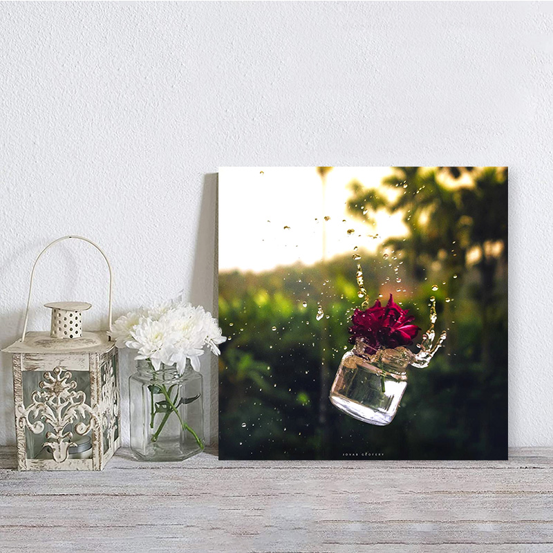 تابلو شاسی صبا طرح مدل گل رز و گلدان شیشه ای کد M217