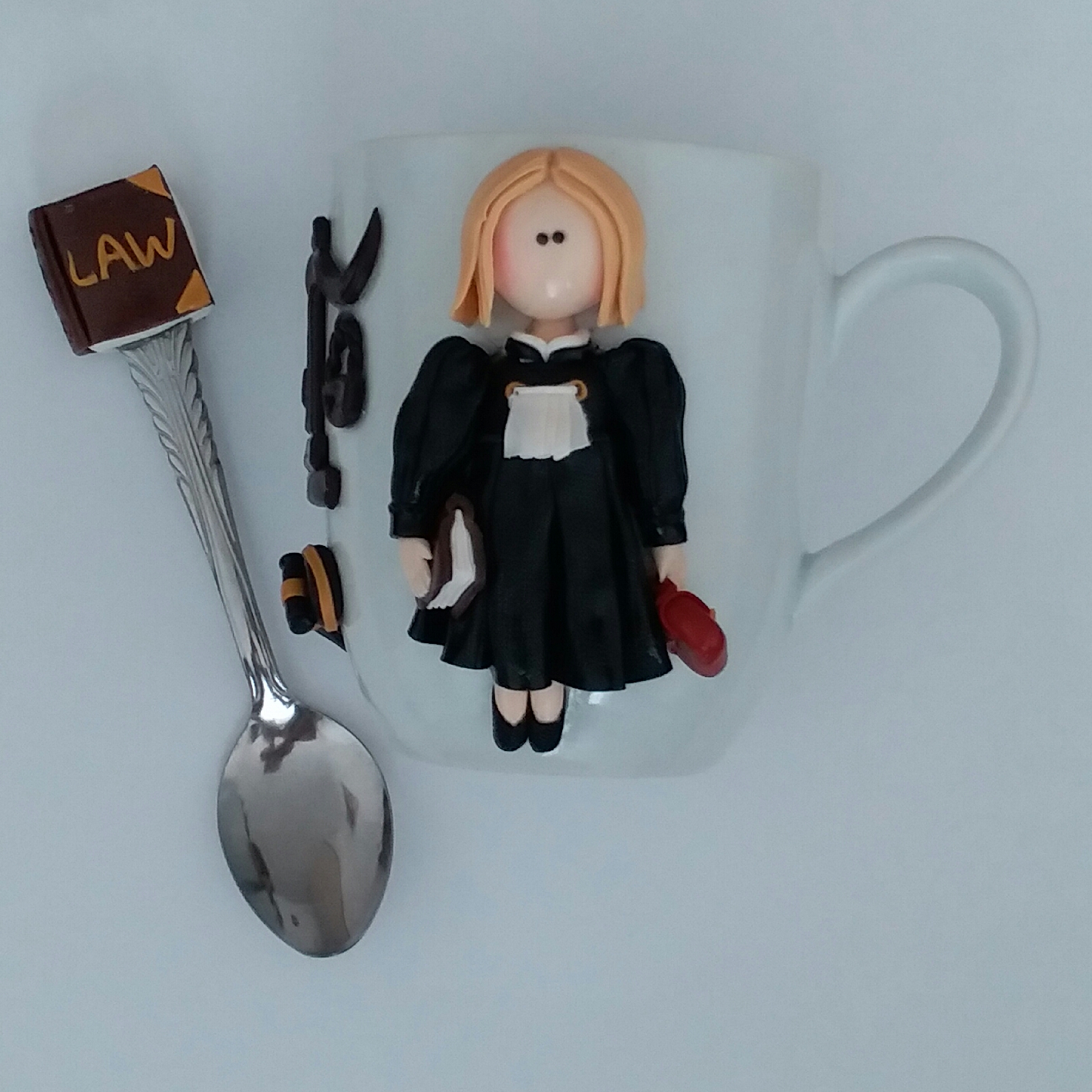 ماگ مدل دختر عروسکی A318