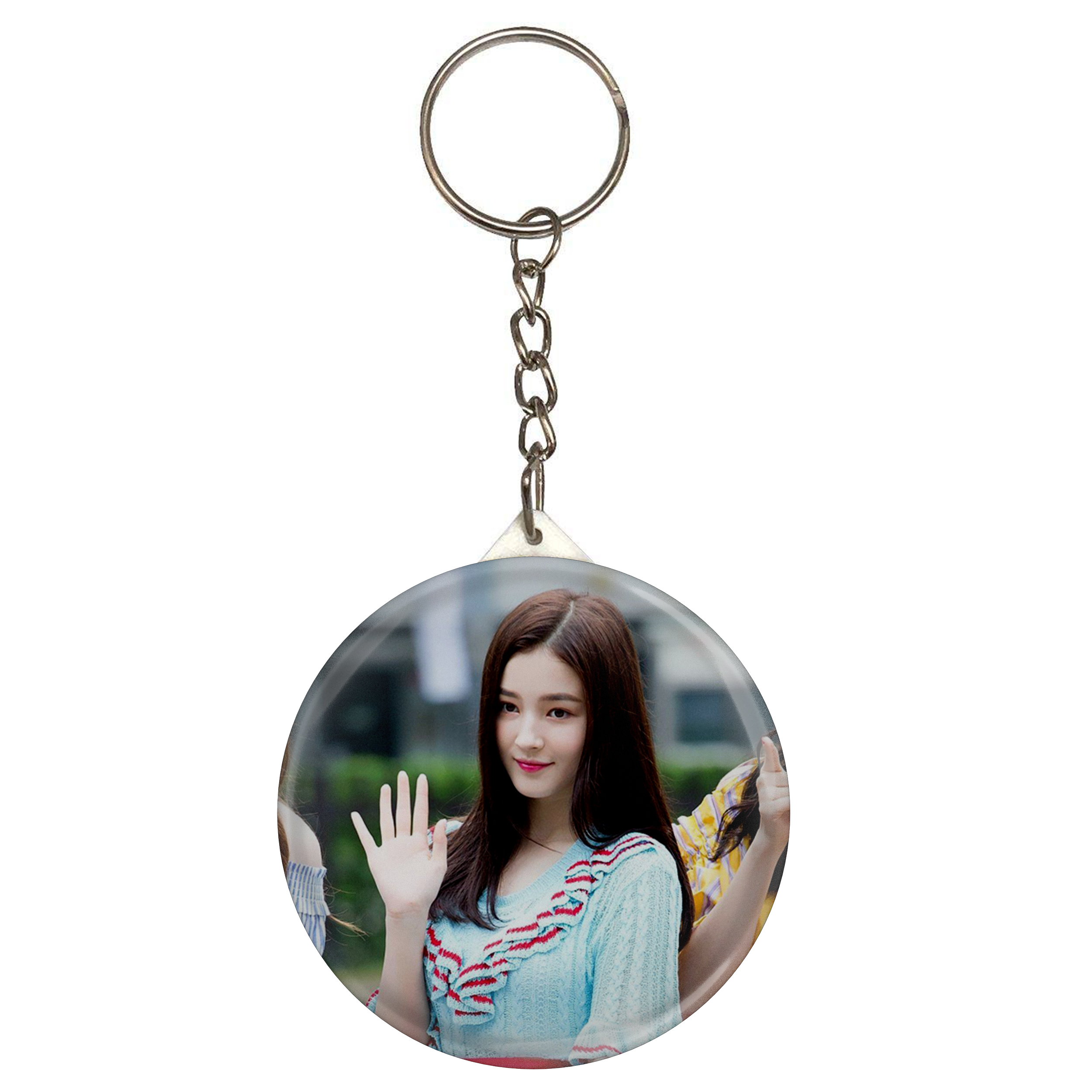 جاکلیدی طرح نانسی خواننده گروه موسیقی مومولند مدل S7688