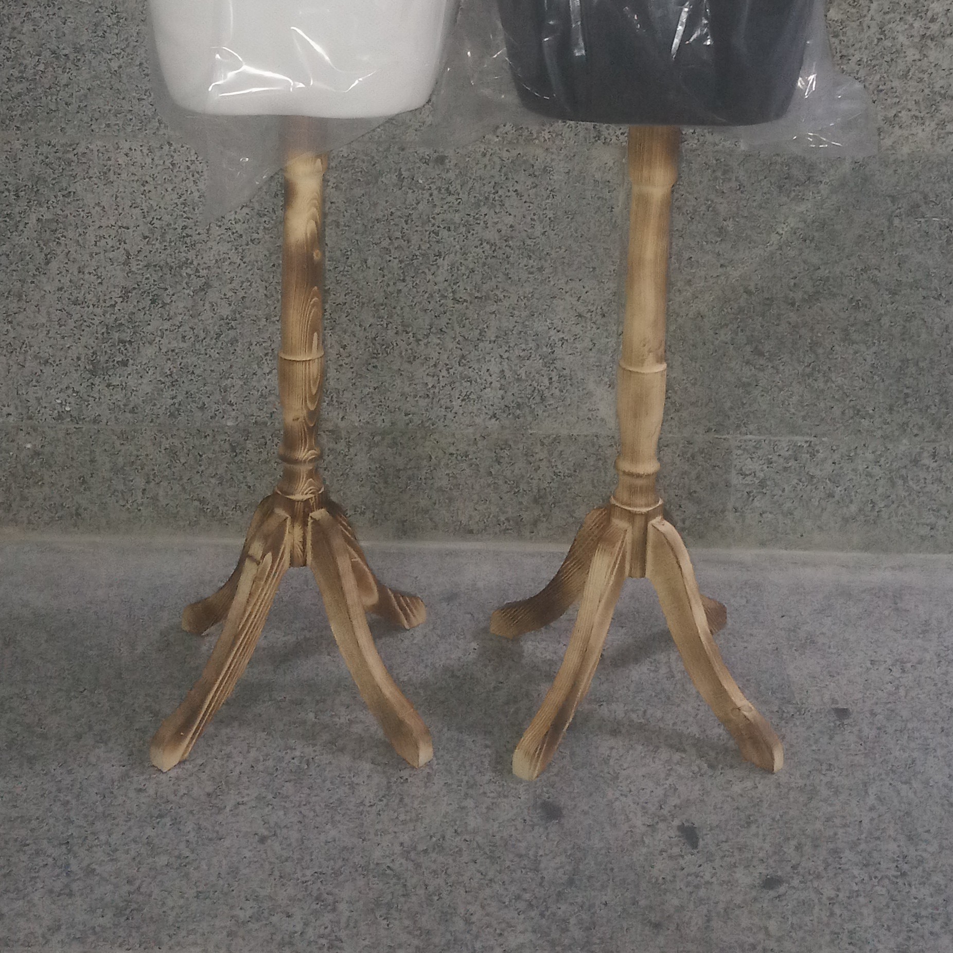 پایه چوبی مانکن