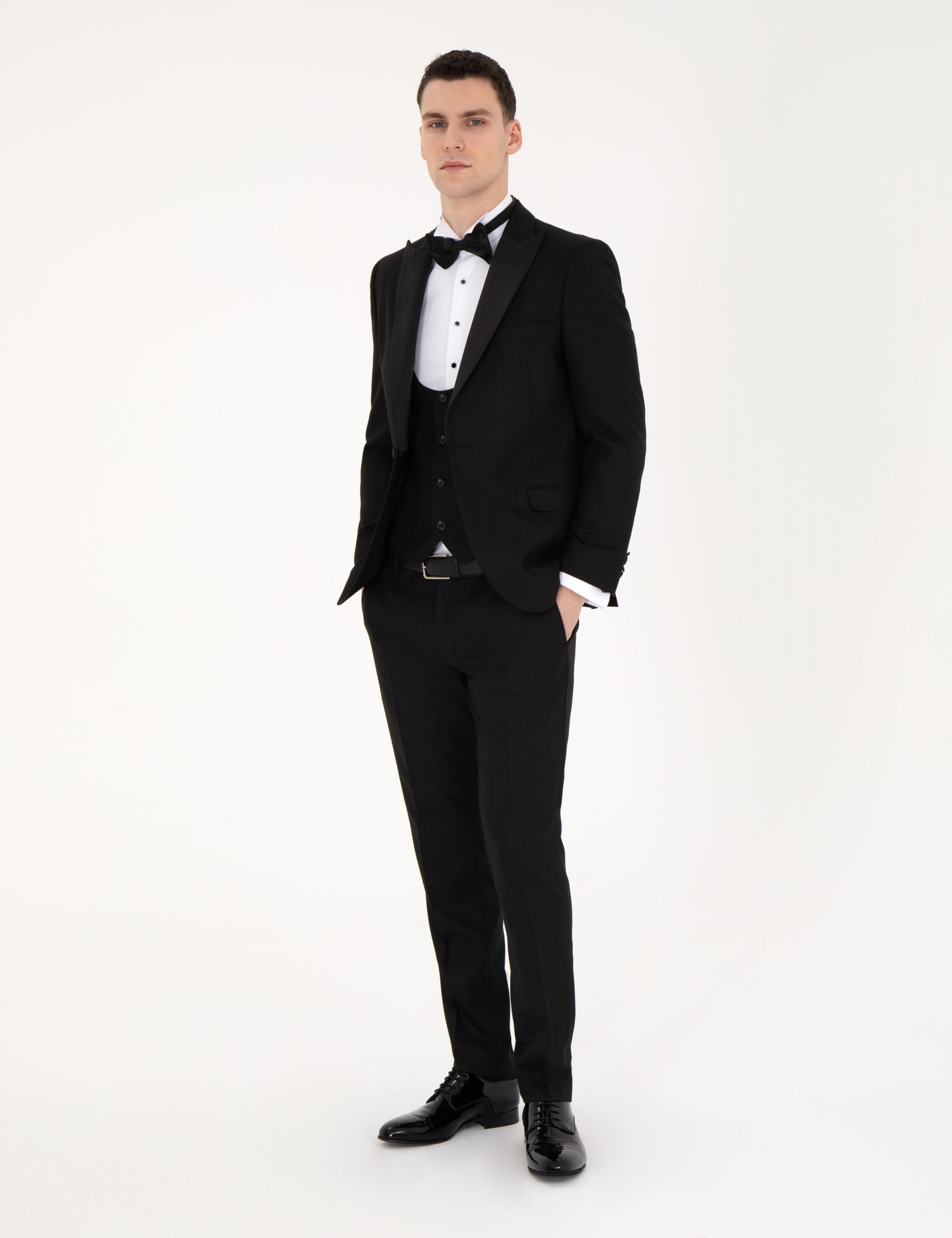 کت و شلوار مردانه مشکی پیرکاردین - فروشگاه لباس شهرمون