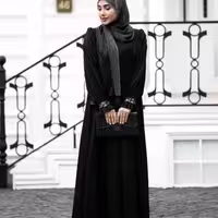 عبا الیزه محنا