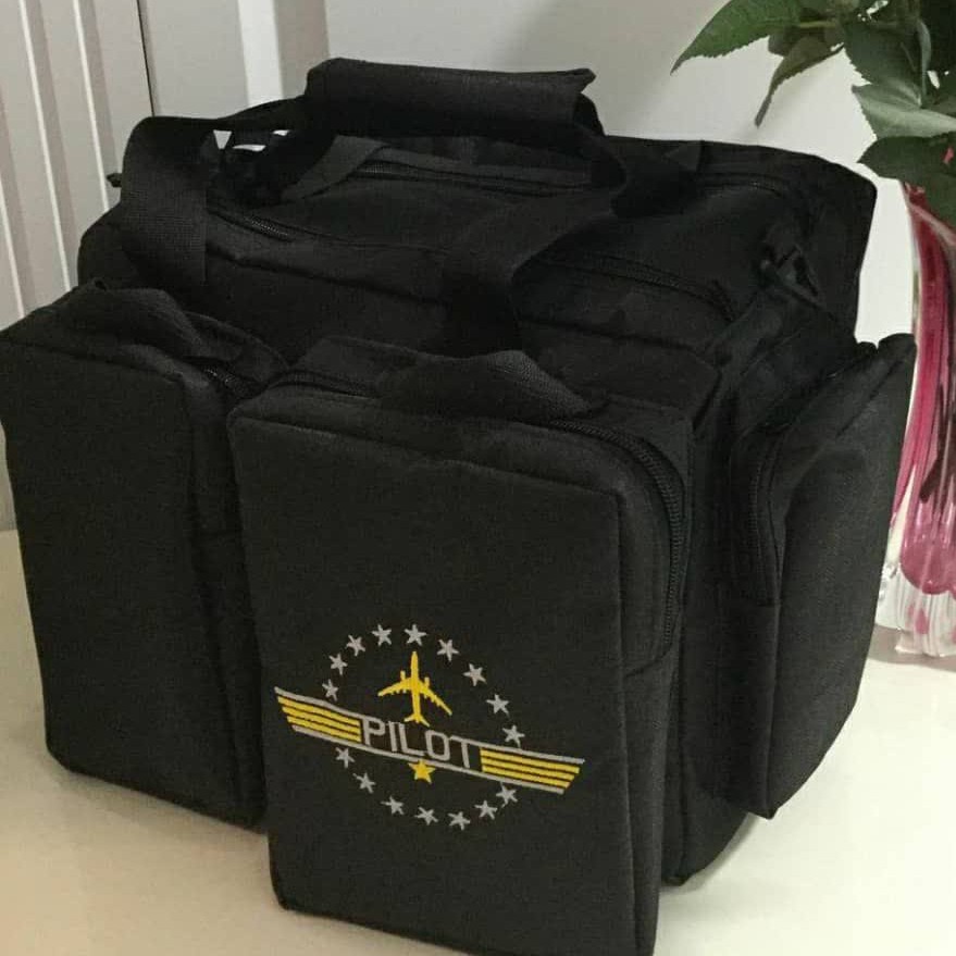 کیف پرواز دستی pilot . مناسب برای پرولزهای آموزشی و تفریحی و دانشجویان خلبانی. جنس برزنتی