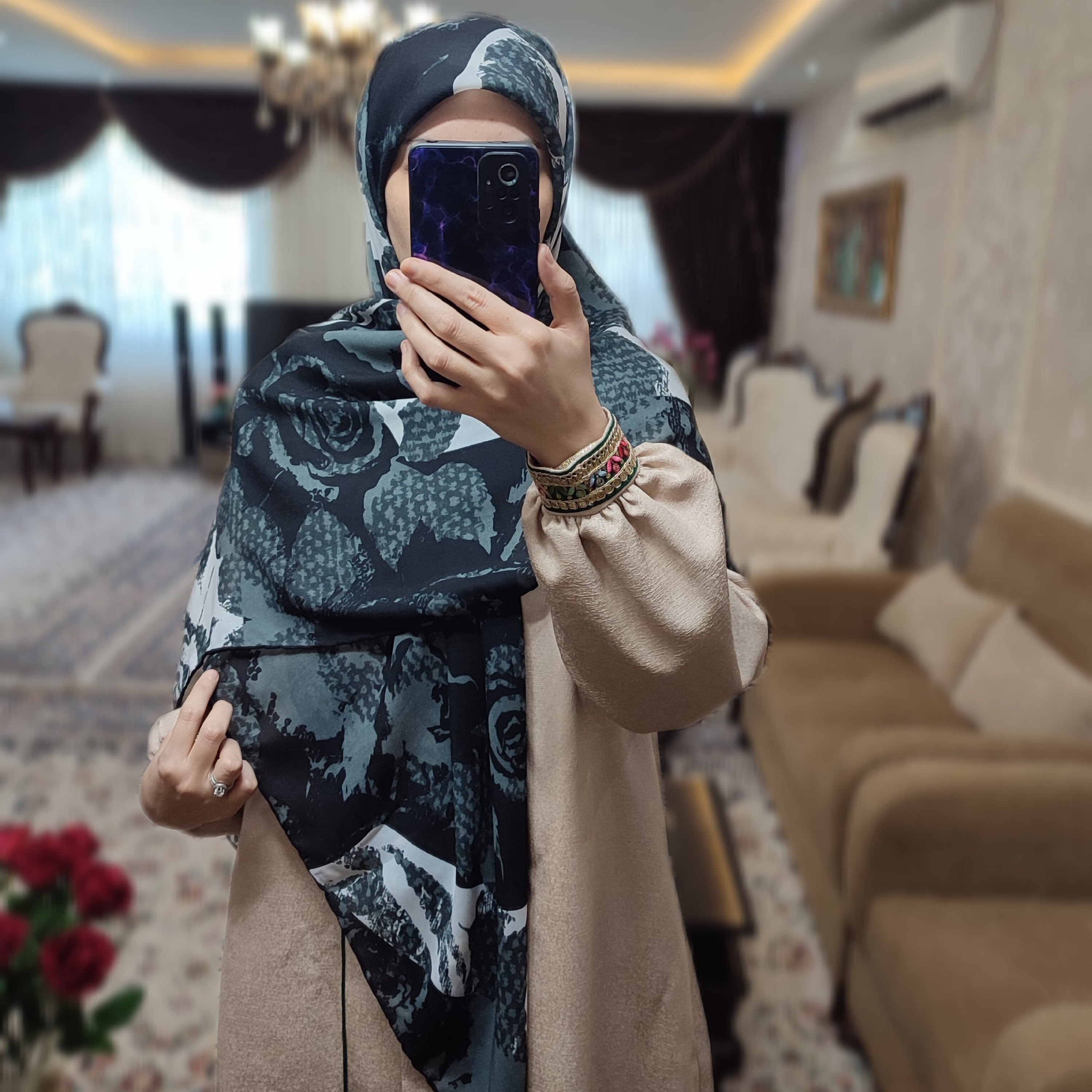 روسری نخی سفید مشکی