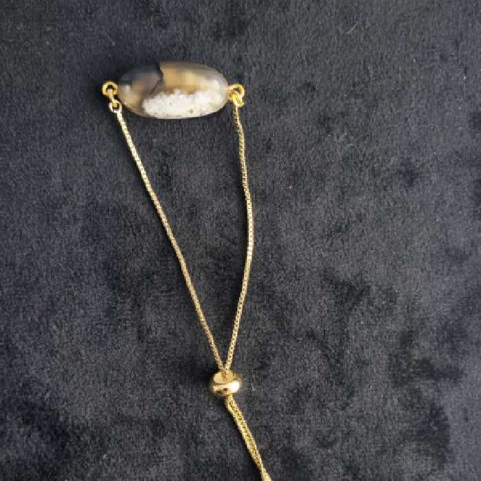 دستبند مدل کرواتی سنگ عقیق شجر اصل کد C10