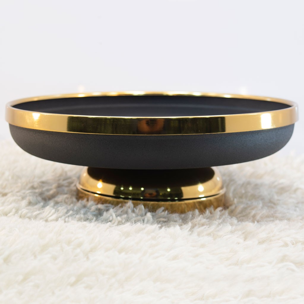 شیرینی خوری دنیز در سه رنگ سفید مشکی طوسی