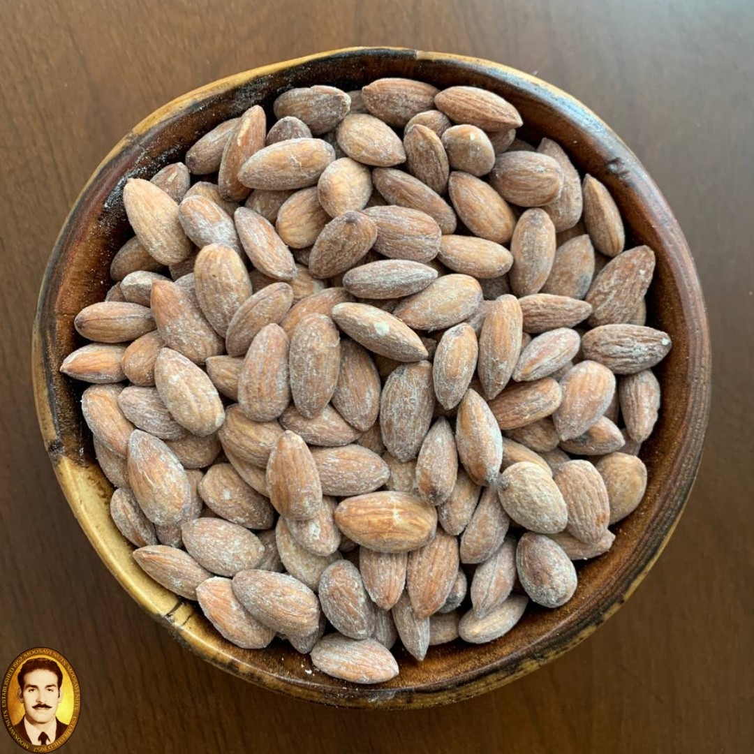 مغز بادام شور تنوری 500 گرم تازه