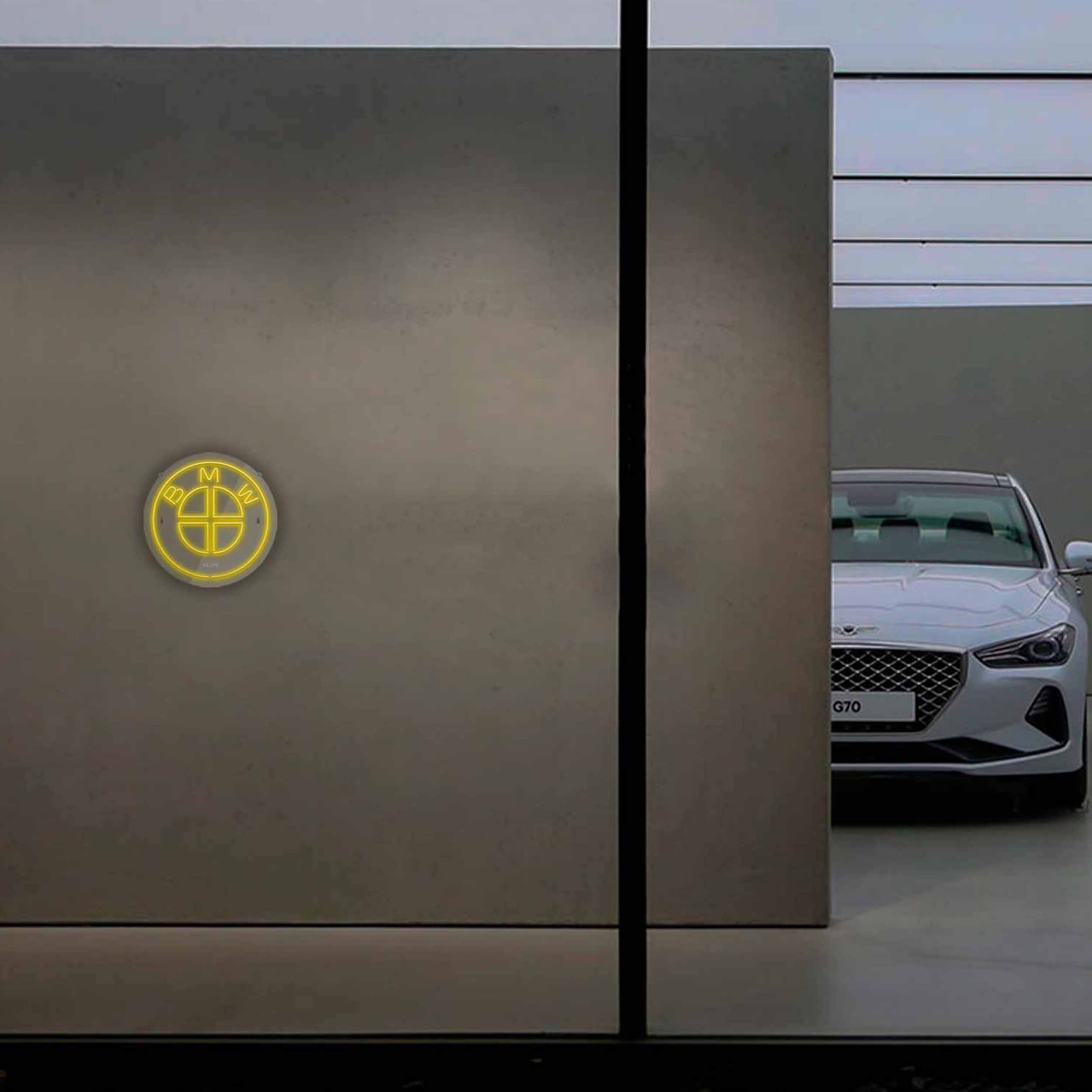 چراغ دیواری نئون دیزاین طرح Bmw_YL