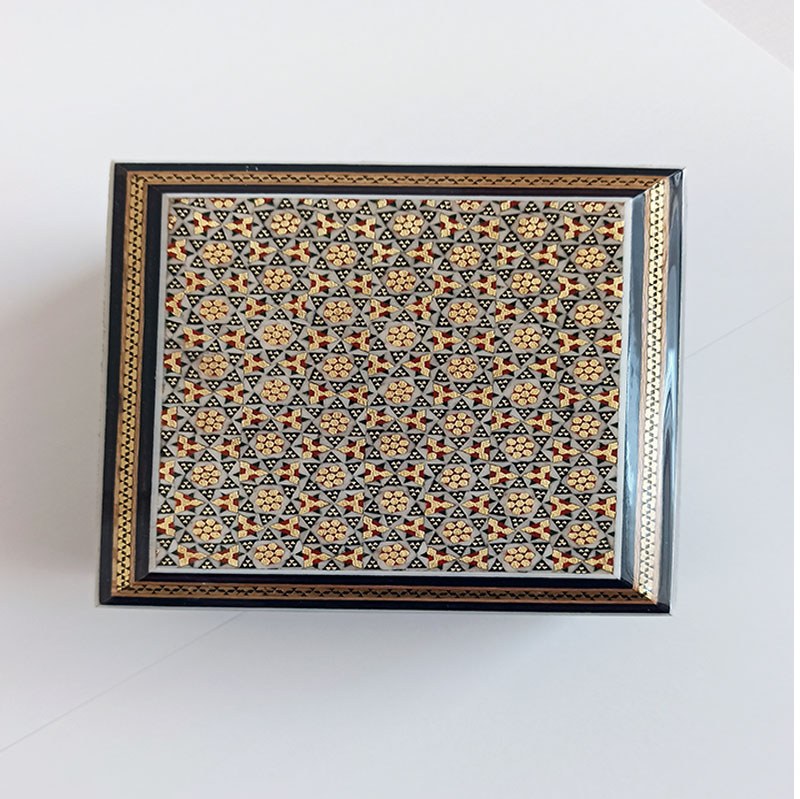 جعبه جواهرات خاتم کاری اثر استاد خادم ملت2 