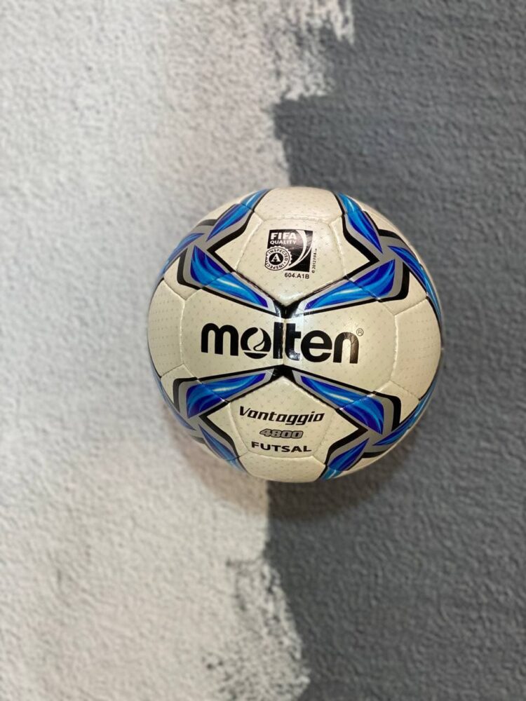 توپ سایز4 مولتن