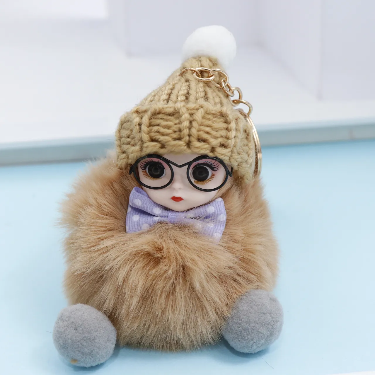 سرکلیدی خزی کودک عینکی شتری 30172