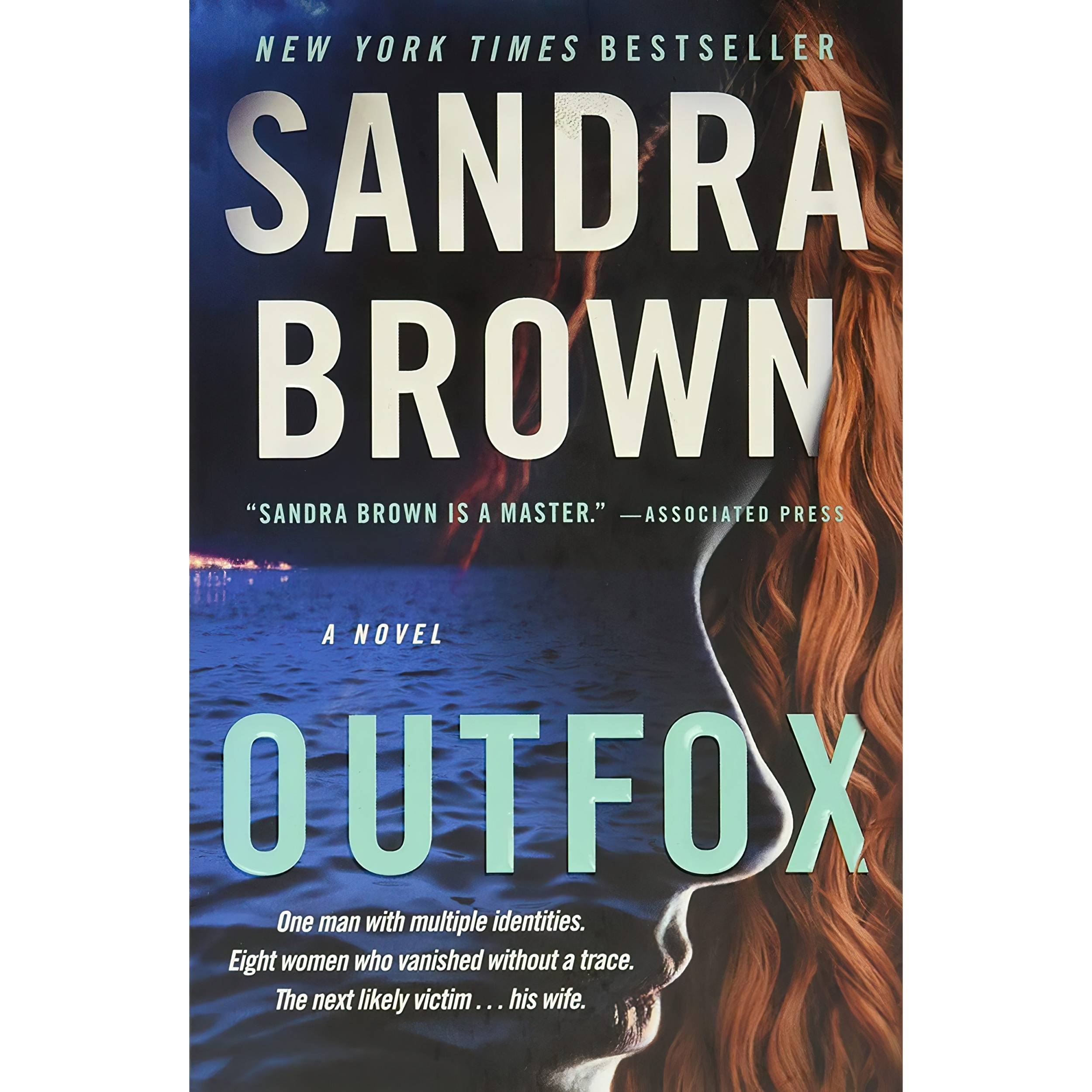 کتاب Outfox اثر Sandra Brown انتشارات Grand Central Publishing