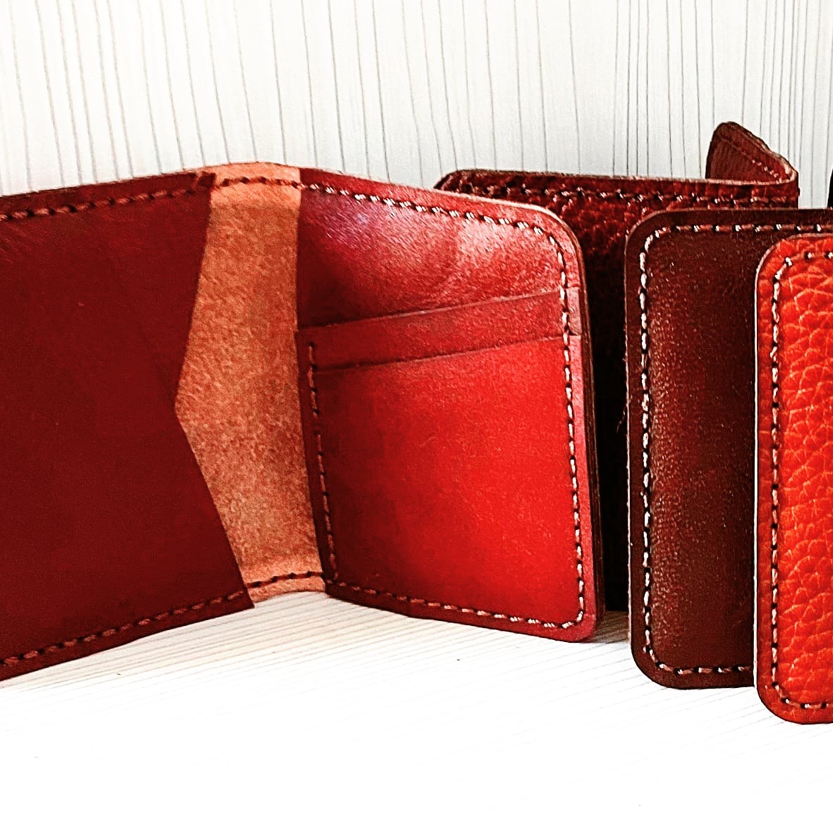 جاکارتی  ظریف وجادار