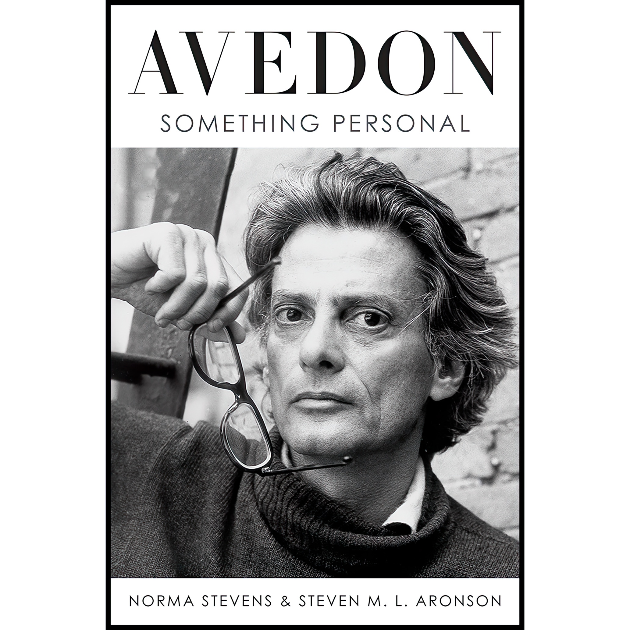 کتاب Avedon اثر Norma Stevens and Steven M. L. Aronson انتشارات Random House