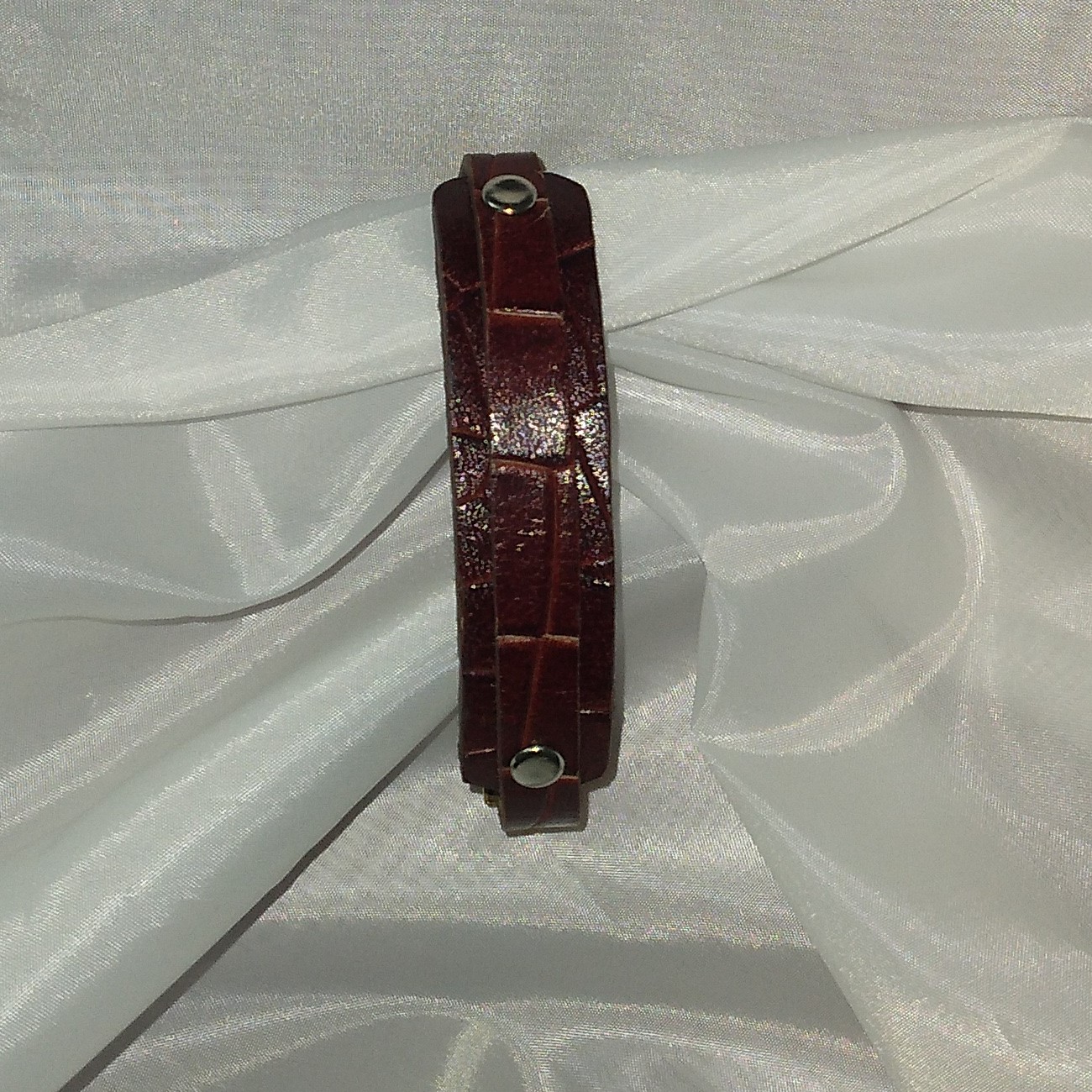 دستبند چرم گاوی طرح کروکدیل