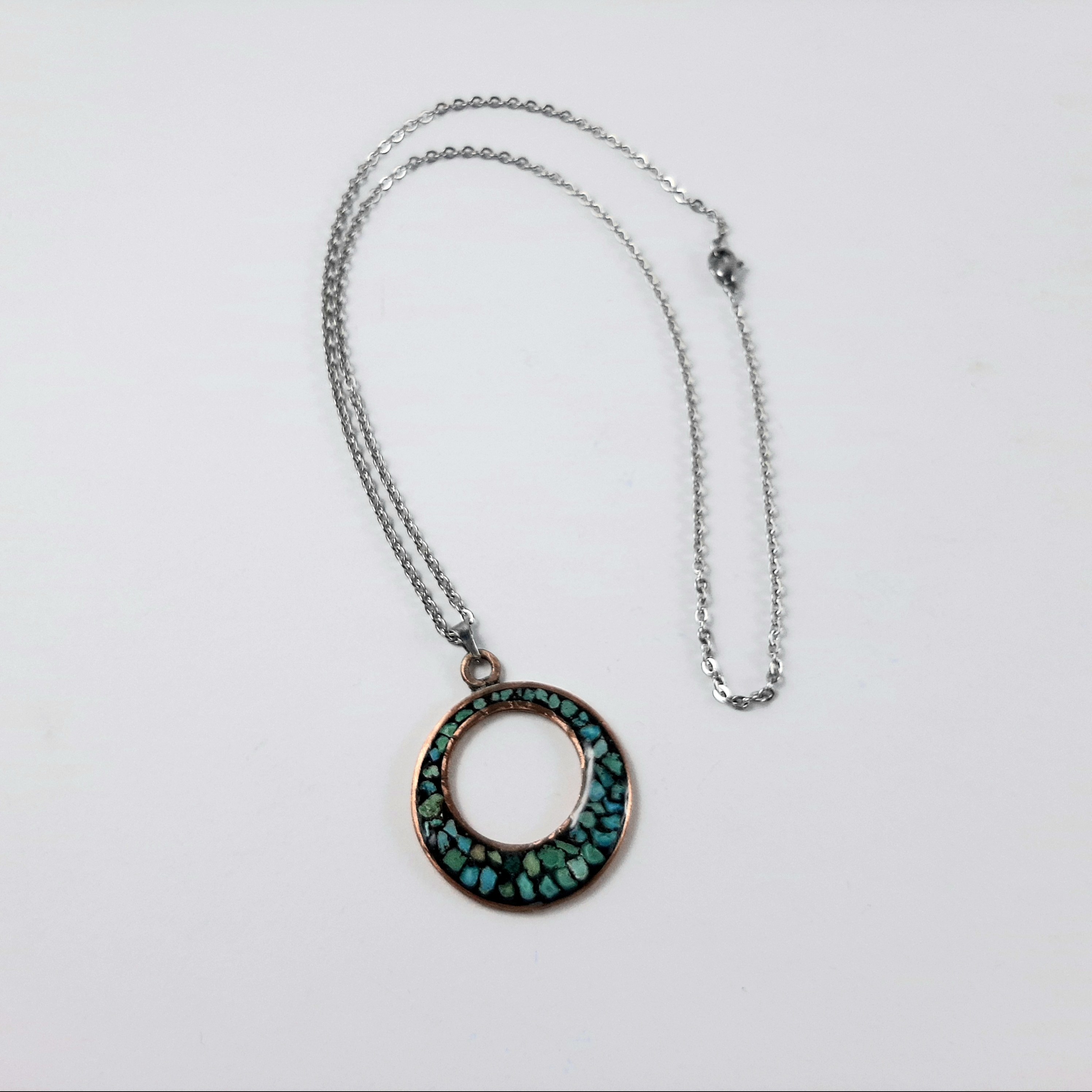 گردنبند فیروزه کوبی طرح  حلقه ای 