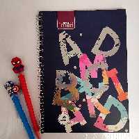 
دفتر های زبان جذاب برند با کیفیت ایمان
60 برگ
بسیار با کیفیت و کاغذش گرم بالا
دوخط و حاشیه داره و رنگ خطوطش مشکیه 
سیمی