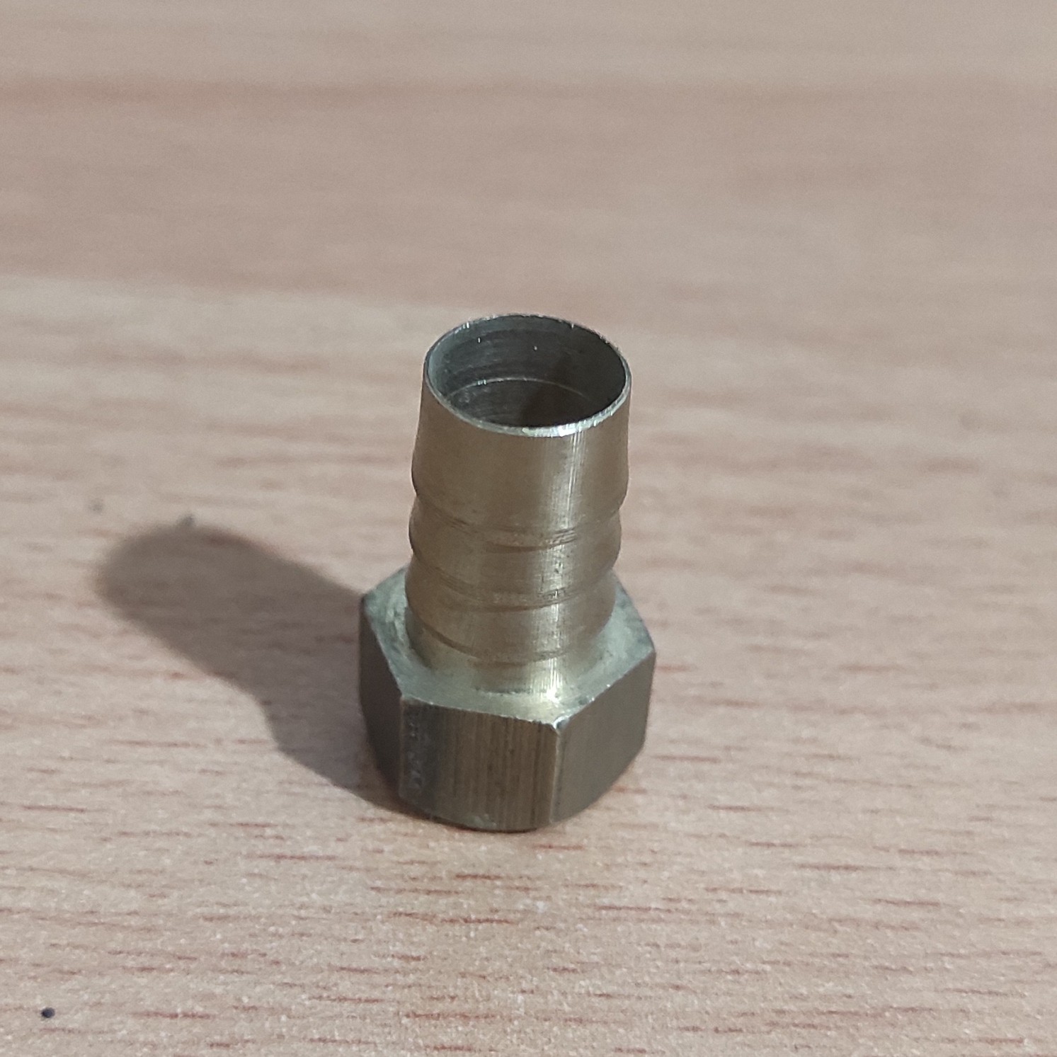 سرشیلنگی  داخل دنده  6