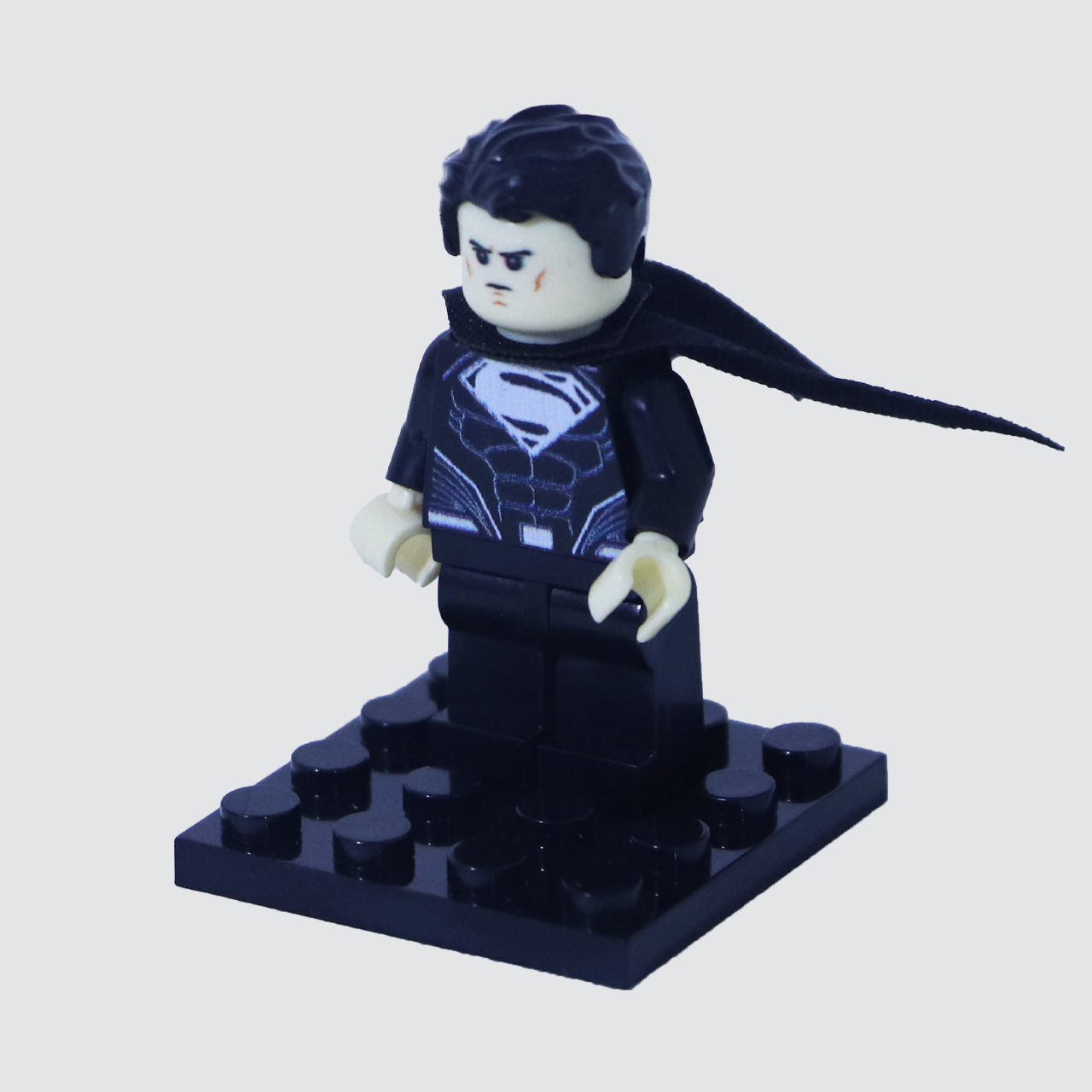 ساختنی مدل ابرقهرمان سوپر من کد 01