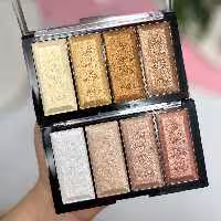 هایلایتر  شمش طلا  مینی کویین
کیفیت عالی هایلایتر بسیار براق و فوق العاده 