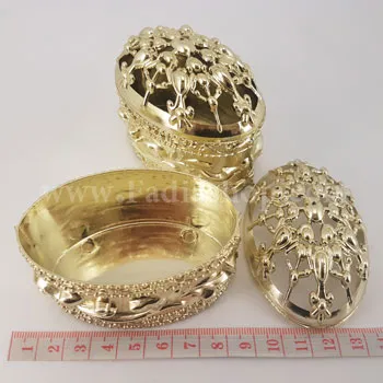 جام بیضی طلایی