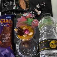 بسته عصرانه با 50درصد خوراکی ارگانیک وخانگی وزن 500گرم پس کرایه وارسال با پیک