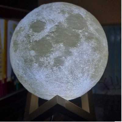 آباژور رومیزی طرح کره ماه