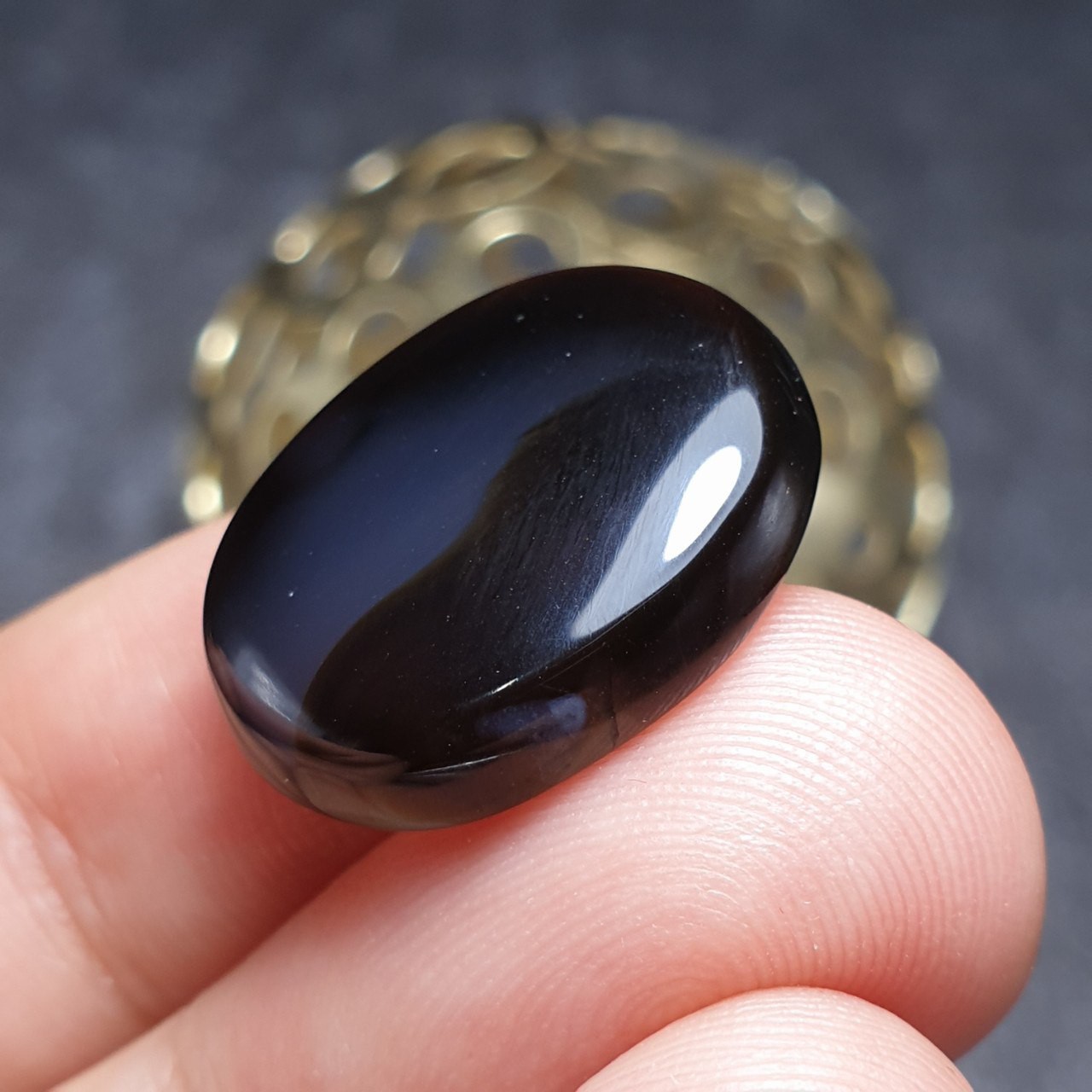 نگین زیبای سنگ عقیق خوش رنگ و خاص طبیعی خراسانی 
کد  28815
