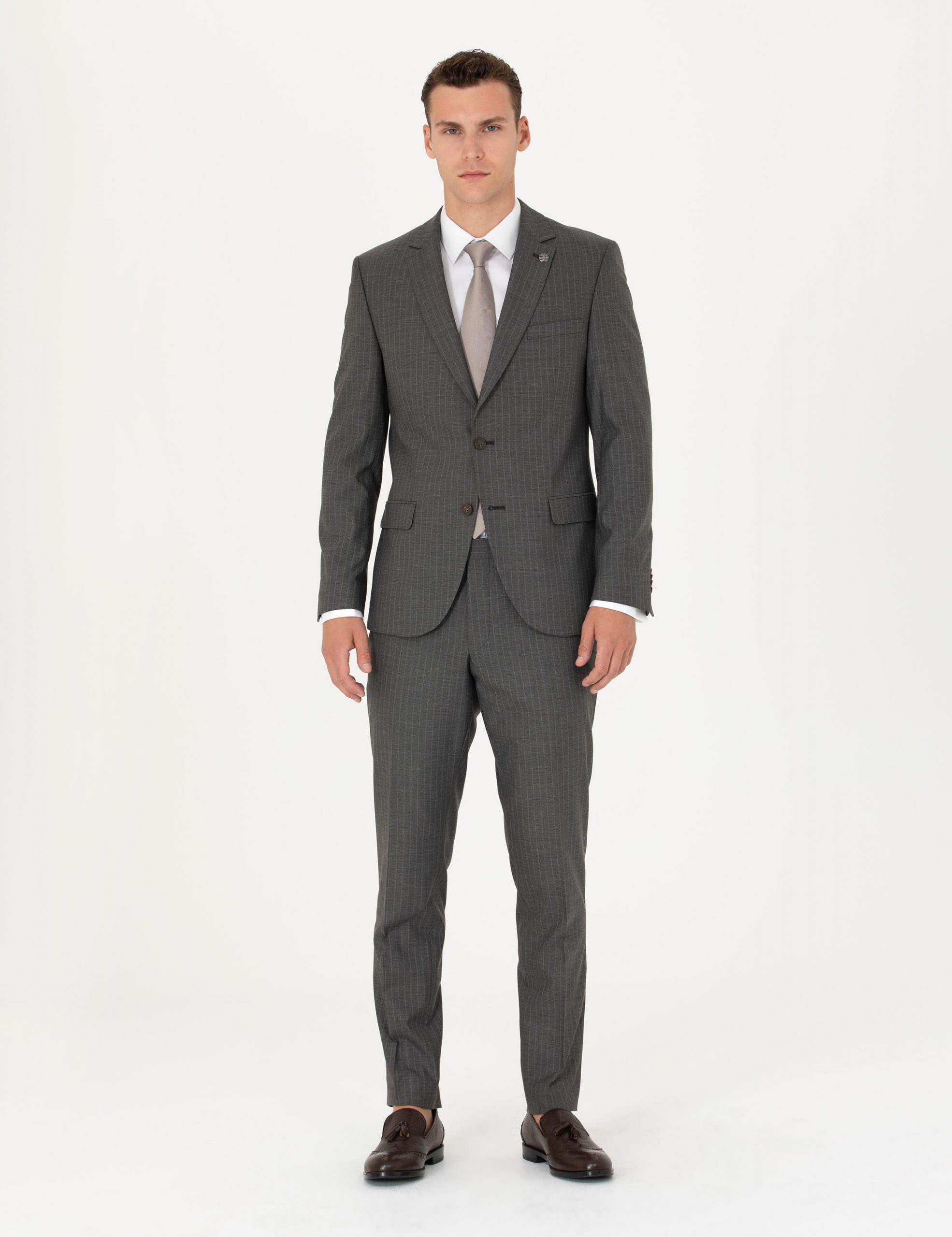 کت و شلوار مردانه قهوه ای پیرکاردین - فروشگاه لباس شهرمون