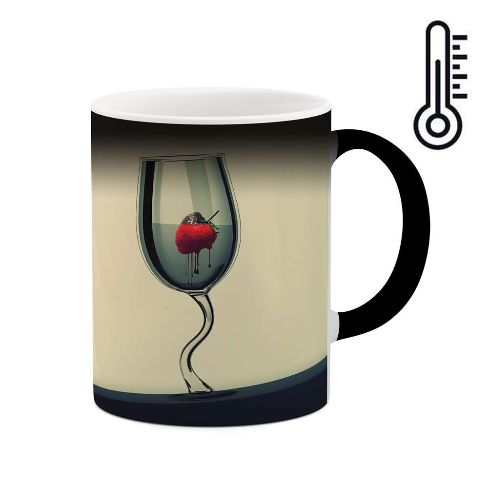 ماگ حرارتی طرح توت فرنگی در گیلاس مدل mgh00654