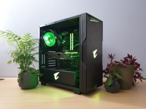 قاب کیس GIGABYTE AORUS C300 GLASS (استوک)گرید A دارای جعبه