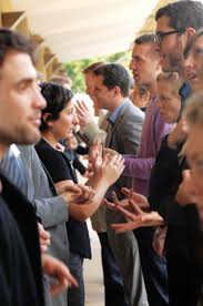 تحقیق درباره رفتار اجتماعی