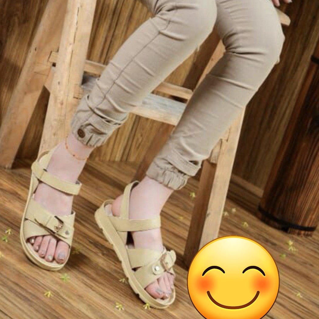 صندل طبی بسیار راحت و سبک و نرم.چرم سایز39