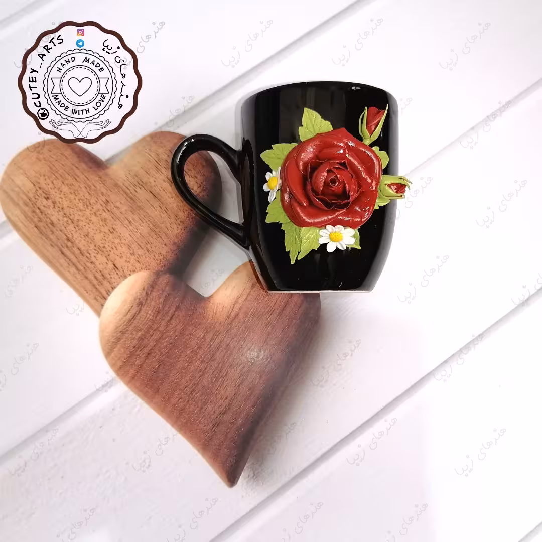 ماگ با طرح گل رز