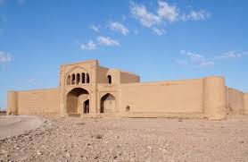 تحقیق بررسي آثار تاریخی و هنری دوره ی قاجار در شهرستان رفسنجان