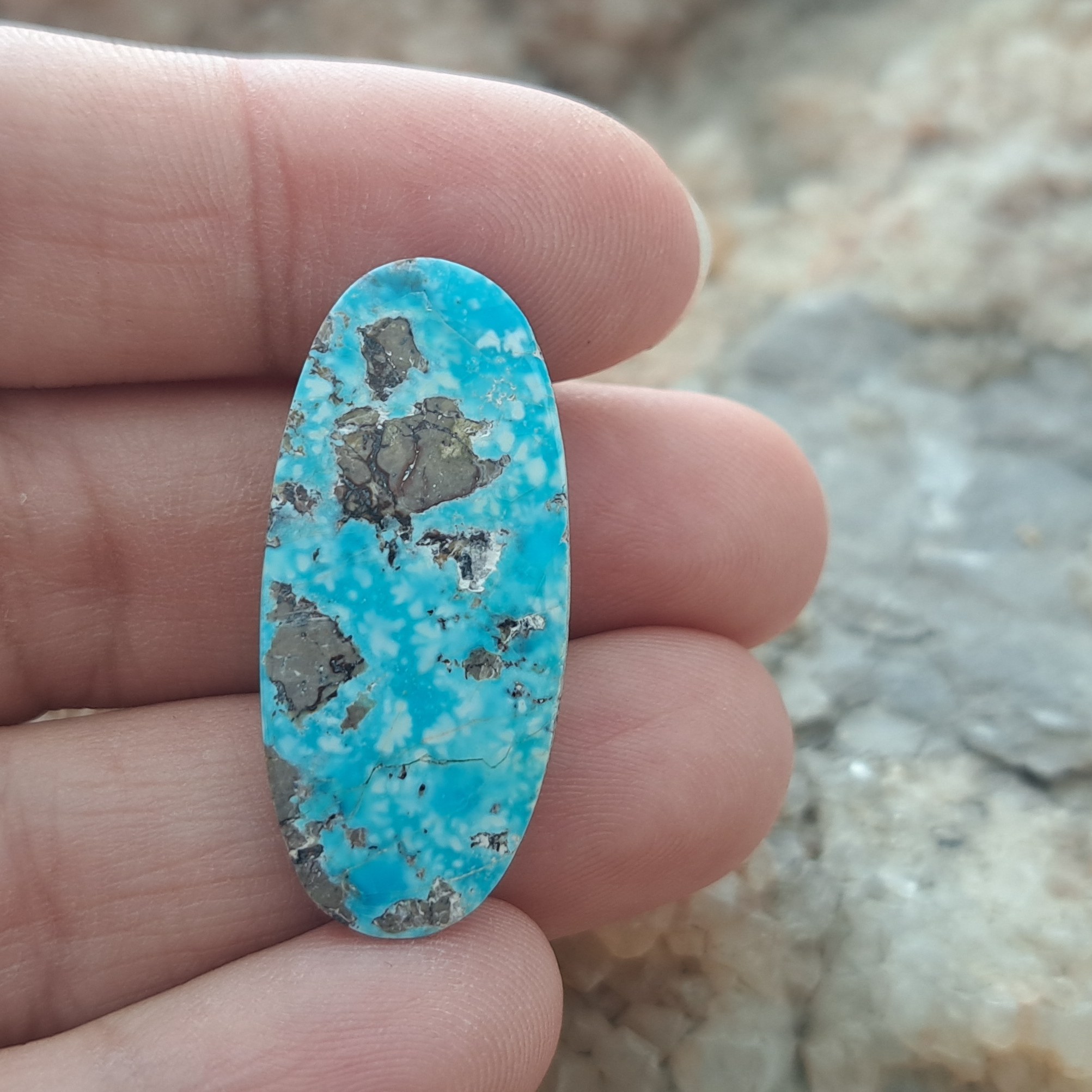 نگین فیروزه نیشابور کد 8895