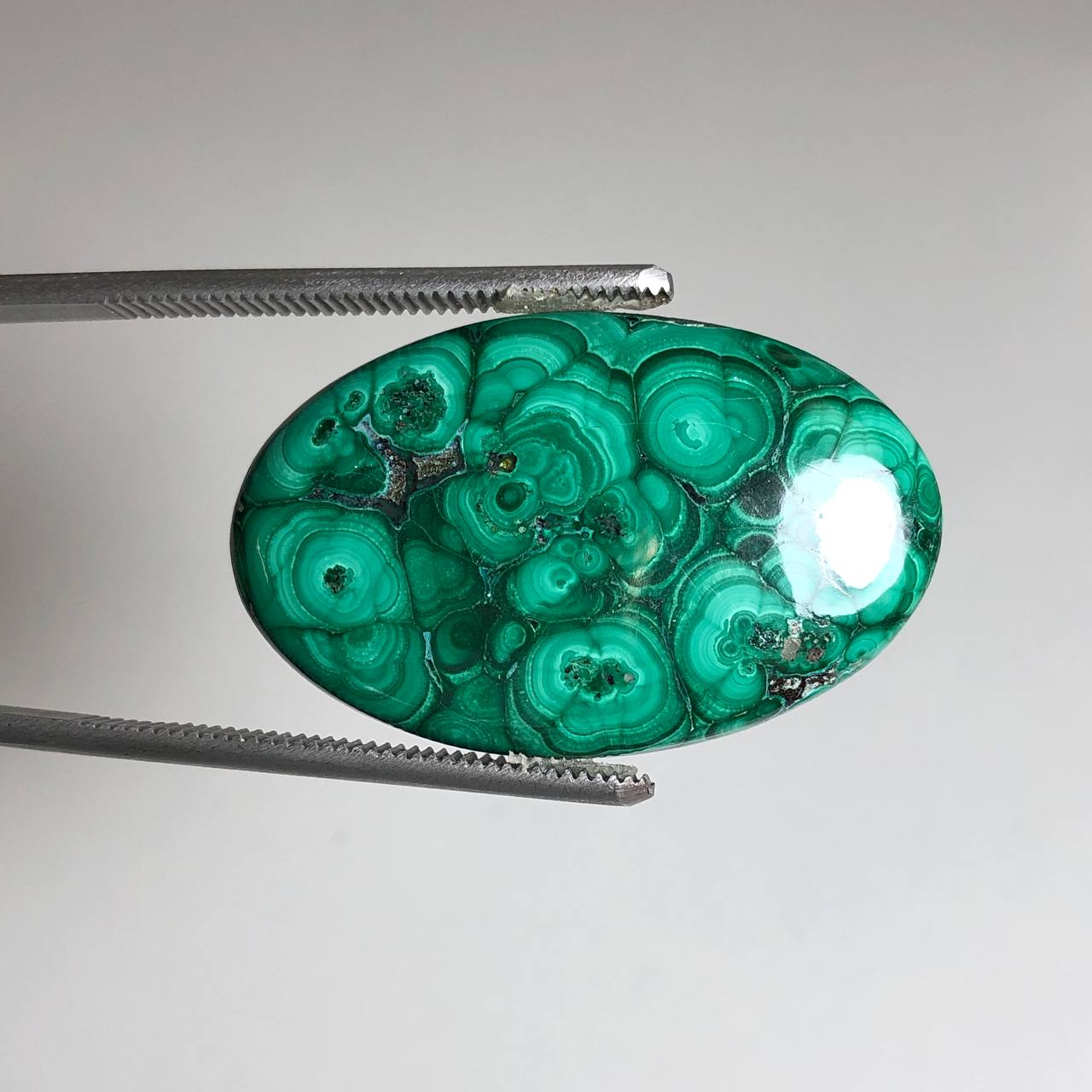 سنگ مالاکیت اصل کنگو سبز بیضی 240087