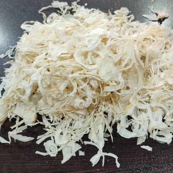 پیاز خشک در بسته های  200گرمی با کیفیت مناسب برای انواع غذاها