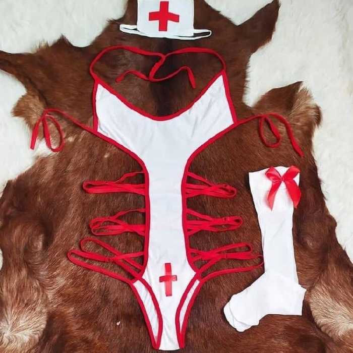 کاستوم پرستاری 3 تیکه ی  زیبا همراه کلاه و جوراب  تا سایز42