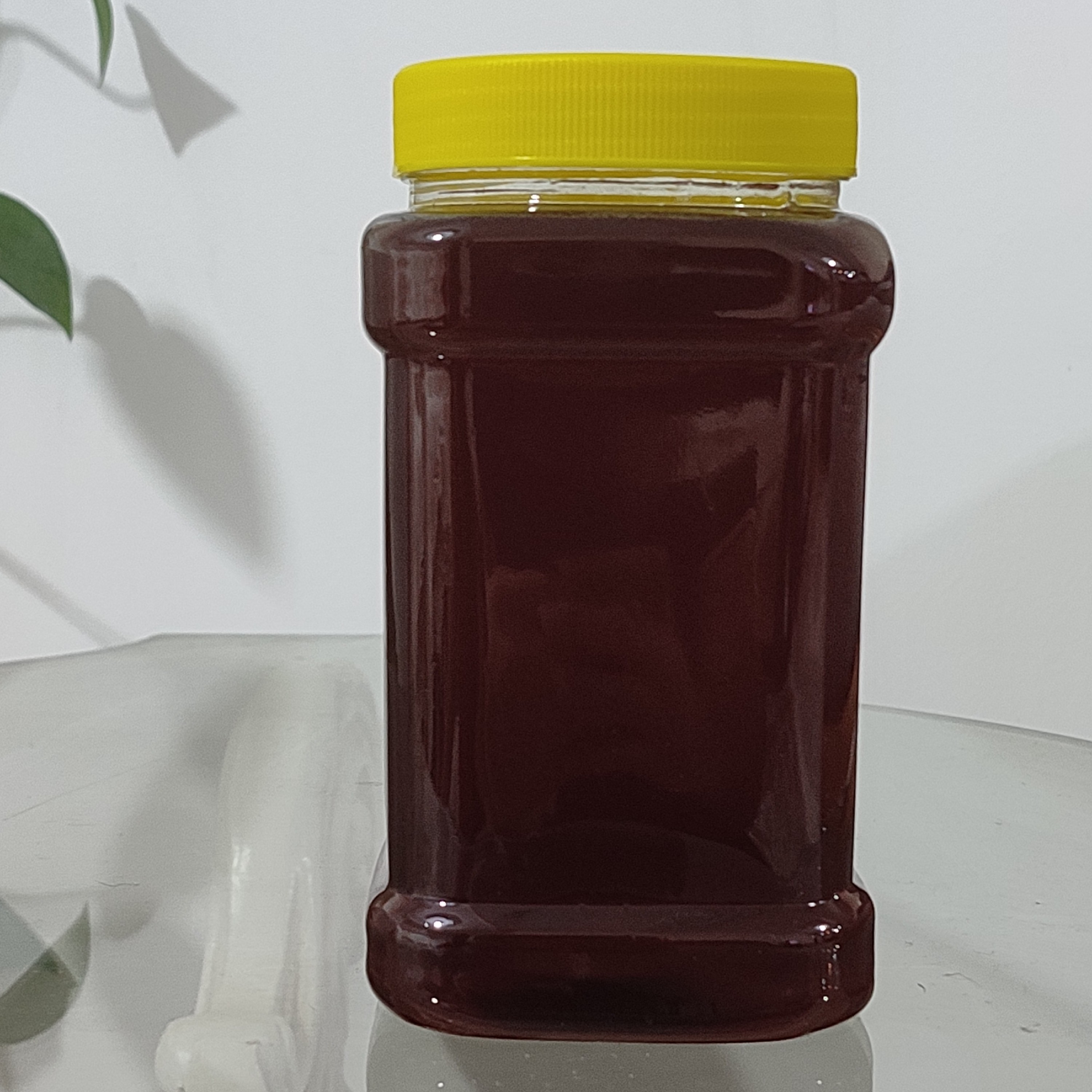 عسل آویشن غلیظ یک کیلویی درجه یک (خالص و طبیعی)