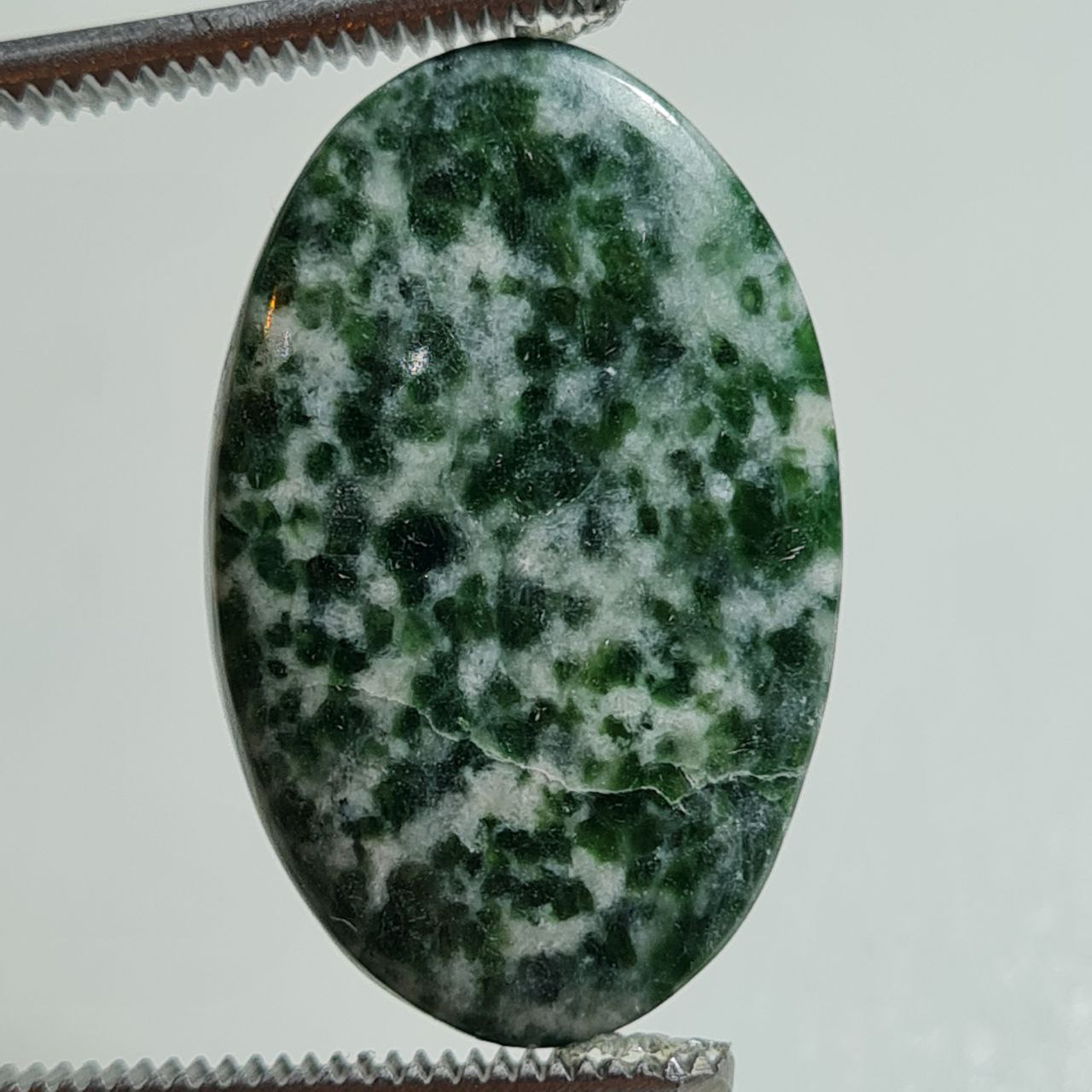 سنگ دیوپساید بیضی شکل 4512