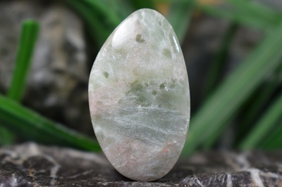 سرافینیت سبز- صورتی