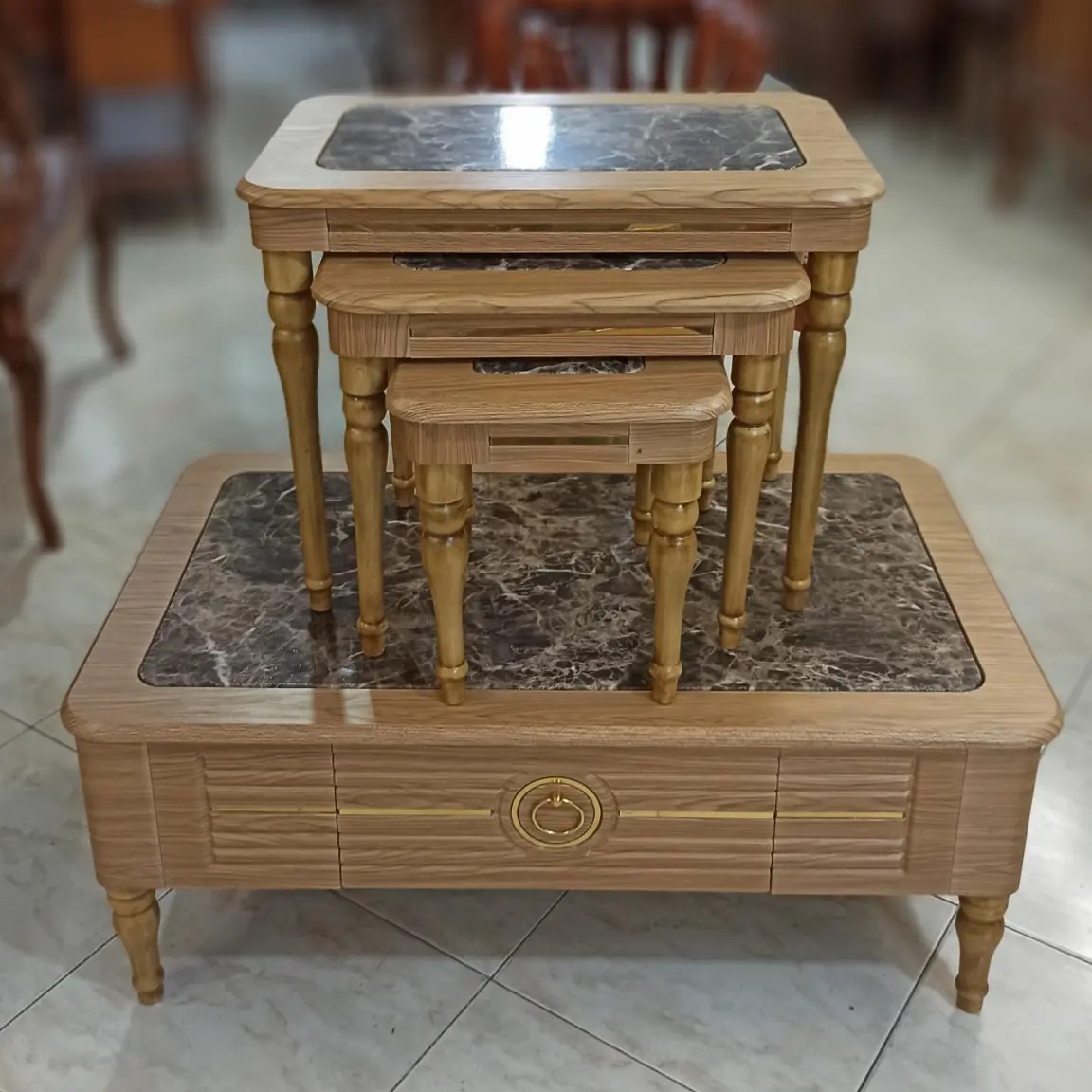 میزجلومبلی مدرن(پس کرایه)