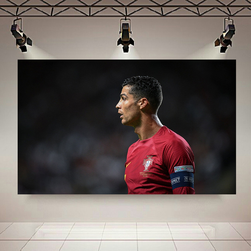 تابلو شاسی شمعی طرح کیریستیانو رونالدو مدل کاپیتان پرتغال کد PD130311 | دنیای قاب