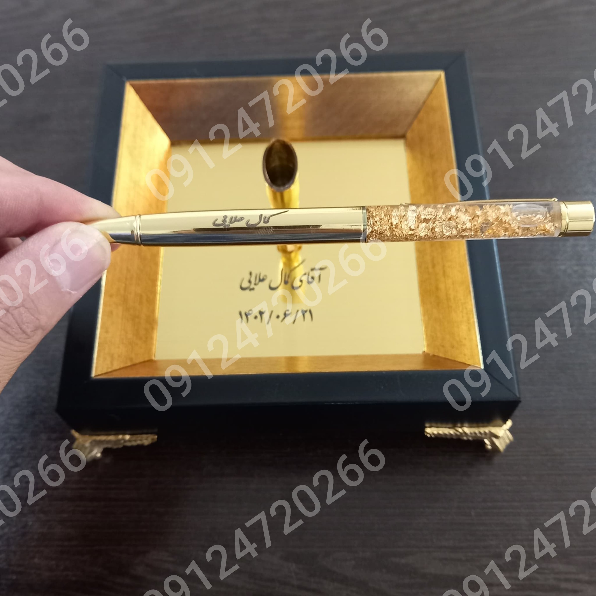باکس رومیزی خودکار 09124720266 روکش طلا به همراه شناسنامه بیش از 3000نمونه حک شده اینستاگرام kadoonlineorg