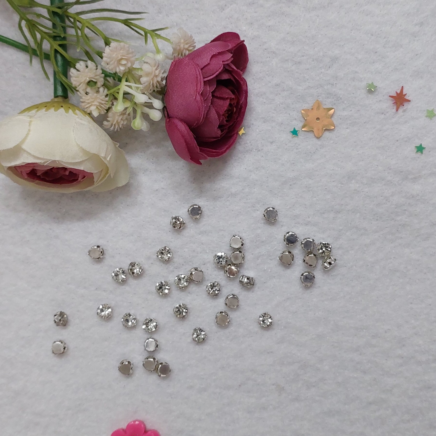 نگین پایه دار 10 عدد مناسب گلسر سازی سایز 5 میل